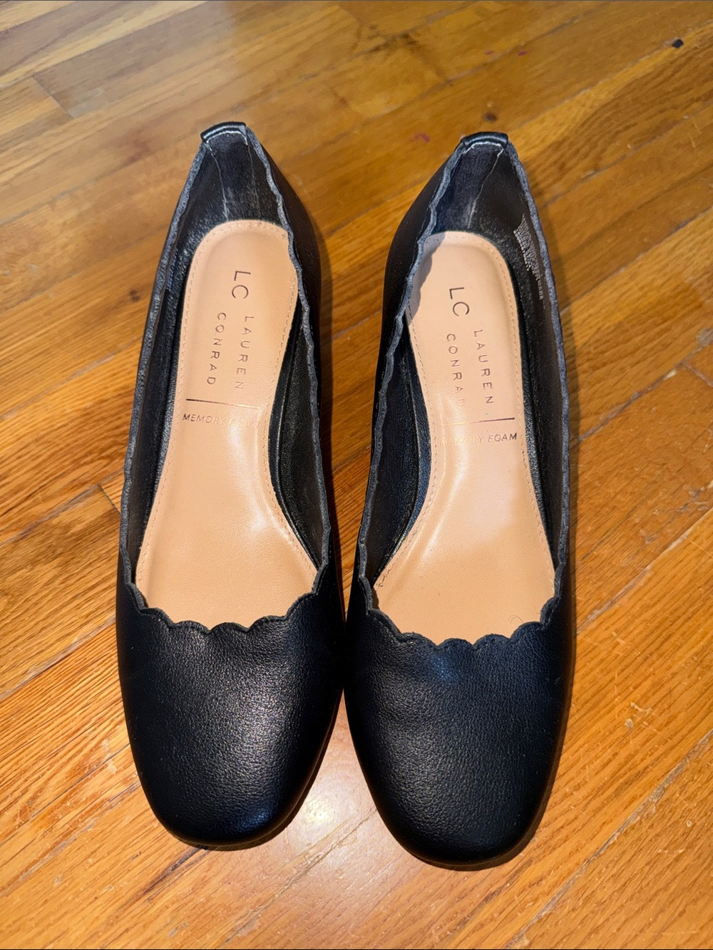 LC Lauren Conrad Black Scalloped-Edge Memory Foam Heels